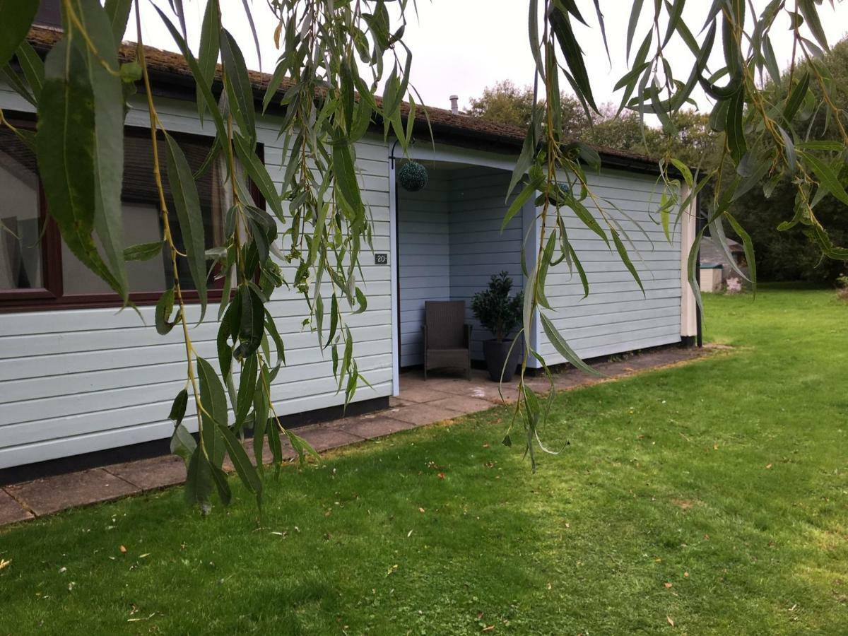 20 Notter Bungalow Saltash Exterior photo